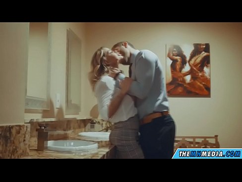 ❤️ Ko vas prsata blondinka zapelje na javnem stranišču ️❌ Fucking video na porno sl.kiss-x-max.ru ❌️❤